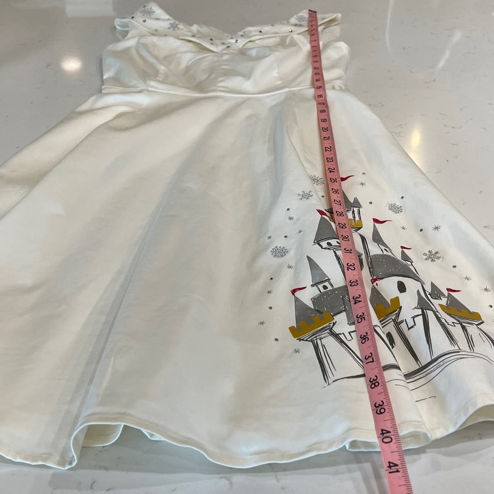 Disney Dress Shop Castle Holiday Dress Snowflake Sparkle Medium - Picture 13 of 13